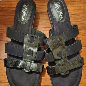 Life Stride Women's Black Sandals